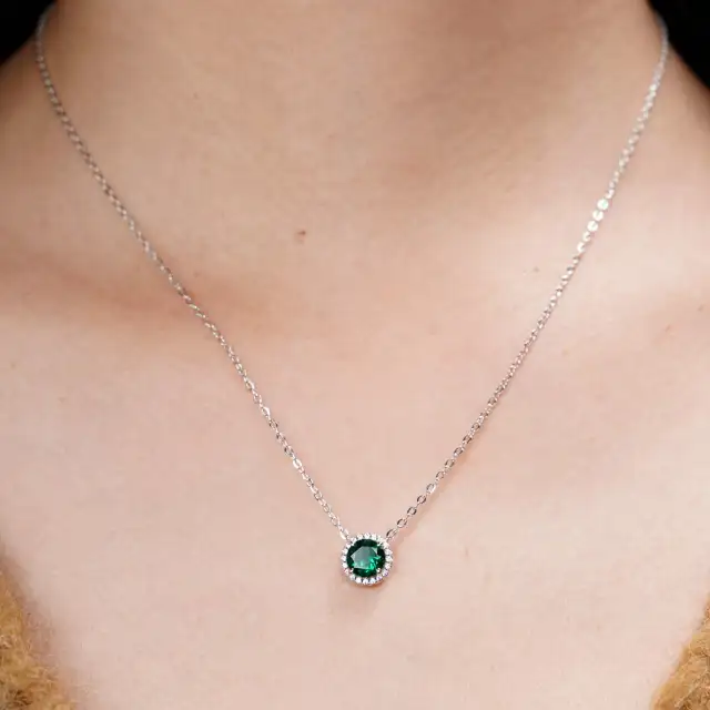 1CT Synthetic Emerald Round Brillliant Cut Pendant Necklace